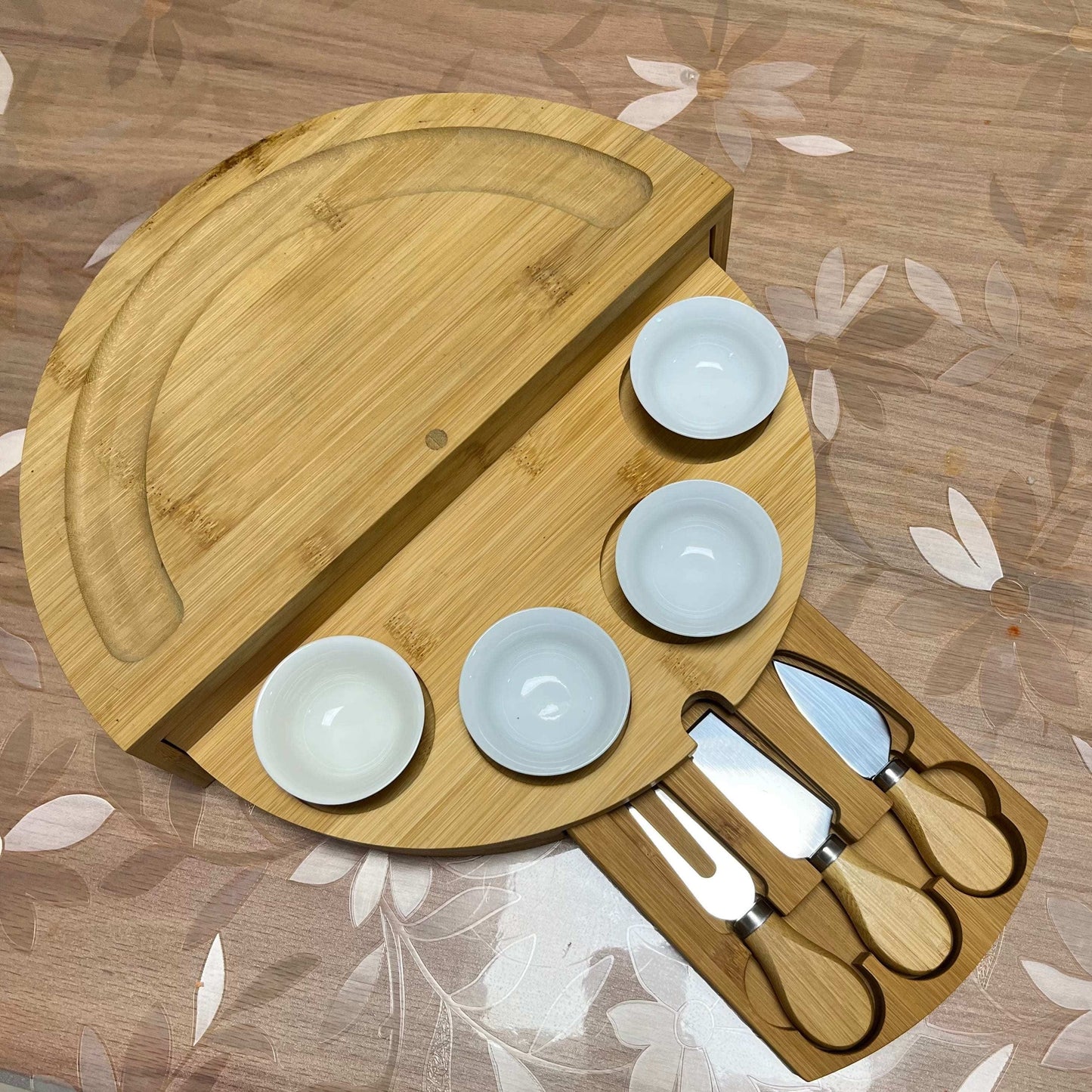 Bambusowa taca na sery i wędliny z wbudowaną szufladą Tytuł domyślny Cuisine Pratique Polska
