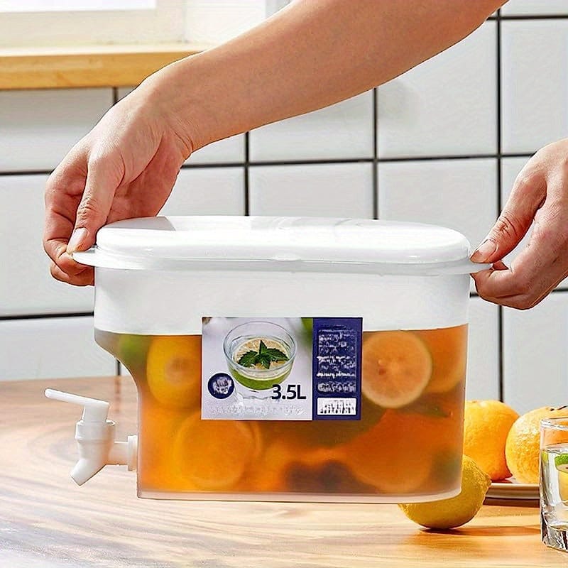 Plastikowy dozownik do napojów z kranikiem - Pojemność XXL - Idealny do lodówki - Dzbanek na herbatę owocową i butelka na lemoniadę - Akcesoria domowe 3.5L Cuisine Pratique Polska