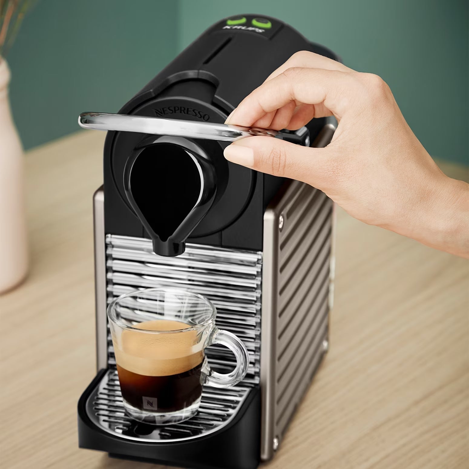 Jak usunąć kamień z ekspresu Nespresso Vertuo Plus