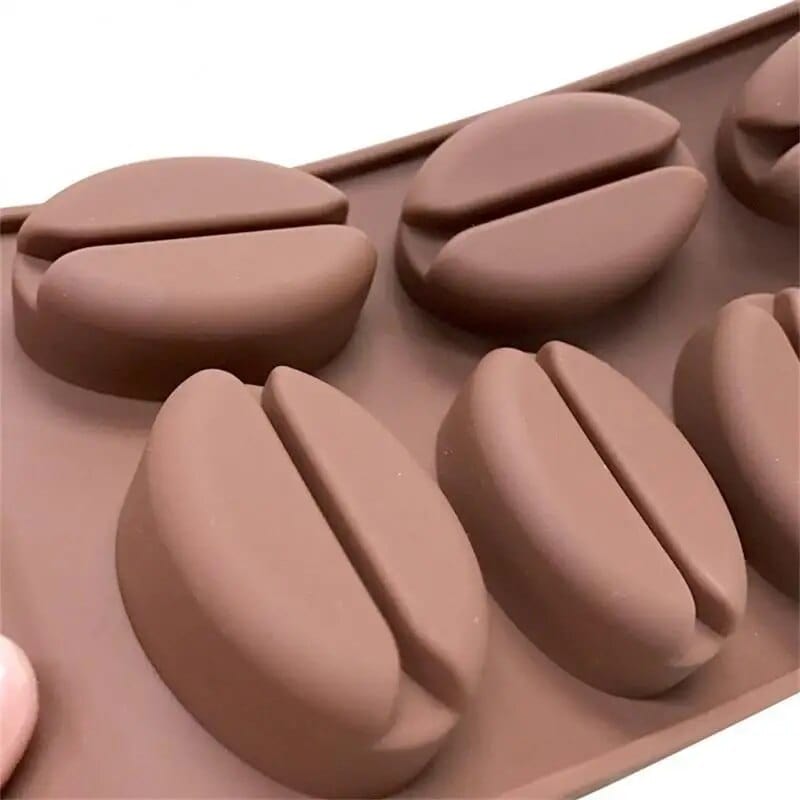 Forma do ciasta w kształcie ziaren kawy Tytuł domyślny Cuisine Pratique Polska
