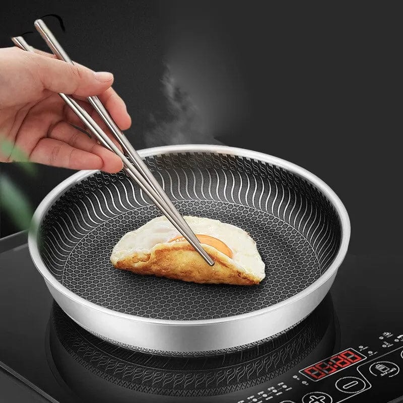 Innowacyjna patelnia z powłoką o strukturze plastra miodu zapewniająca doskonałe gotowanie Cuisine Pratique Polska