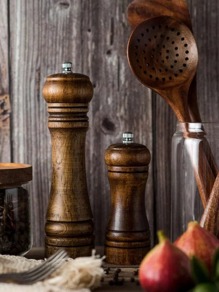 Młynek do soli i pieprzu z litego drewna z regulowanym młynkiem ceramicznym Cuisine Pratique Polska